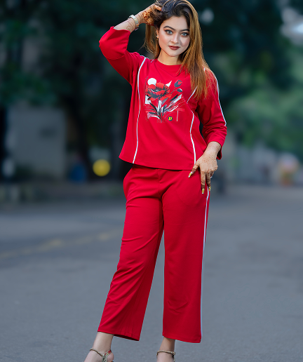 Ladies Red T-shirt, Pant Set Stylish Dress